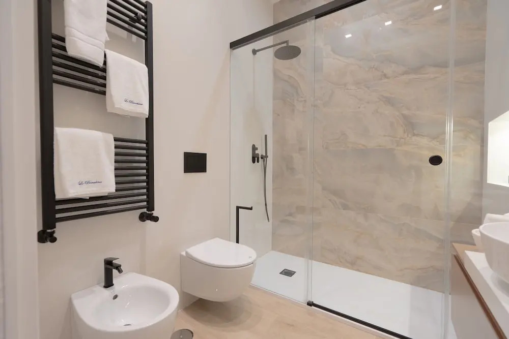 LA BANCHINA LUXURY SUITES