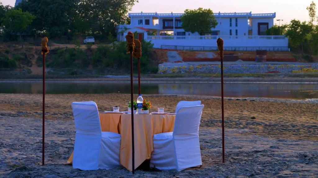 ShriGo Ganga Village Resort Spa