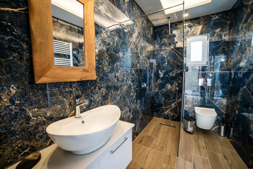 Thomas House Hersonissos - Private Pool - Sleeps 6