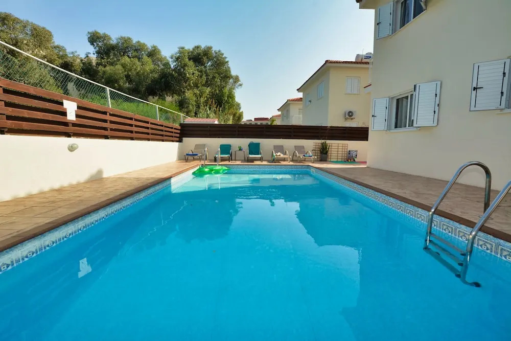 Anasta villa