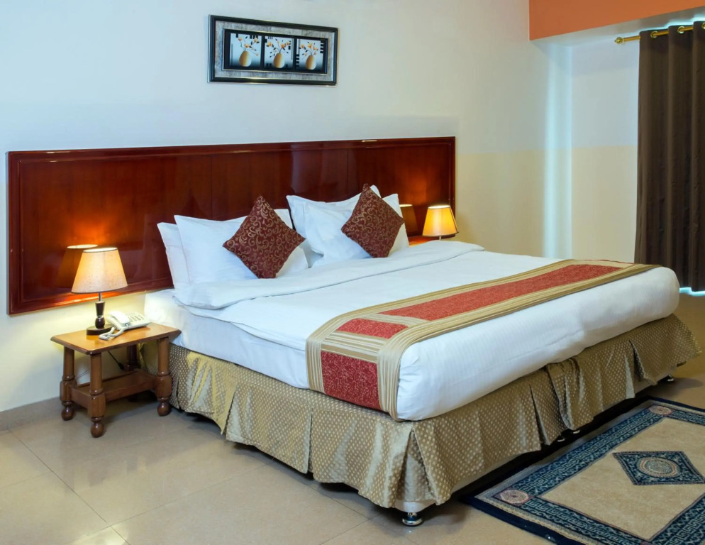 Safeer Plaza Hotel