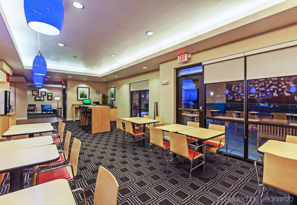 TownePlace Suites by Marriott Tulsa Broken Arrow