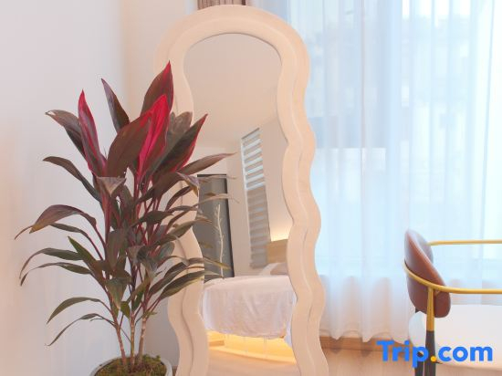 Mengyuxuan · Zhenhai Garden Impression Resort Homestay (Erhai Ecological Corridor Branch)