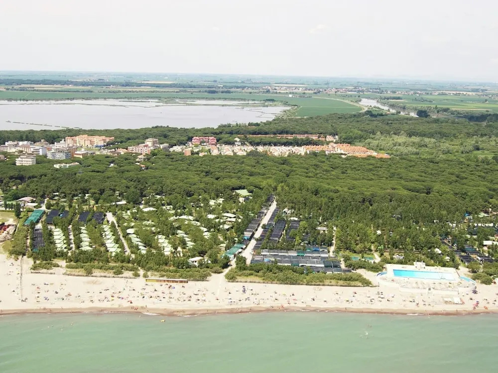 Simplistic Apartment in Rosolina Mare near Sea