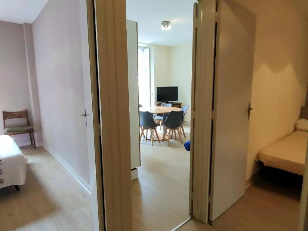 Appartement Cauterets, 3 pièces, 6 personnes - FR-1-234-142
