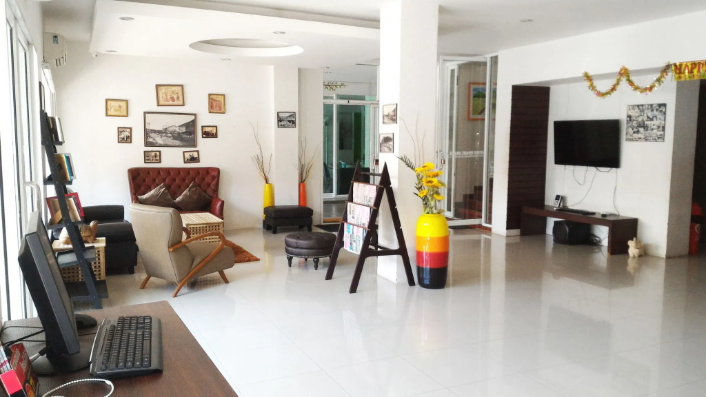 S2S Queen Trang Hotel