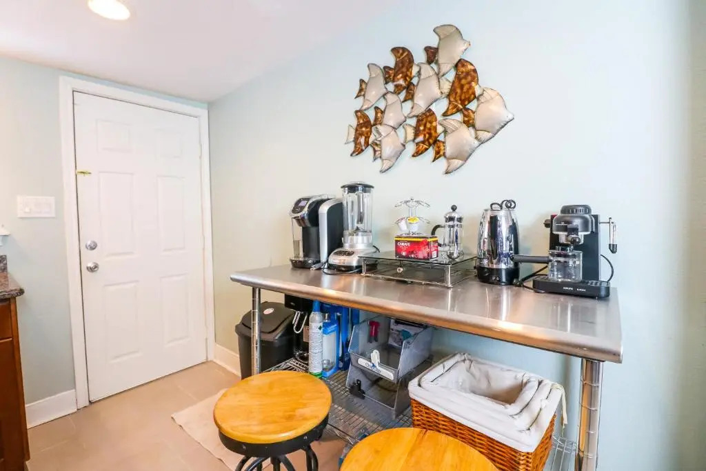 PERFECT location spacious yard coffee bar at this lovely beach home
