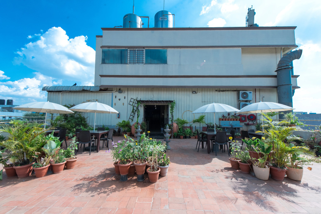 Bangalore Gate Hotel & Conferences