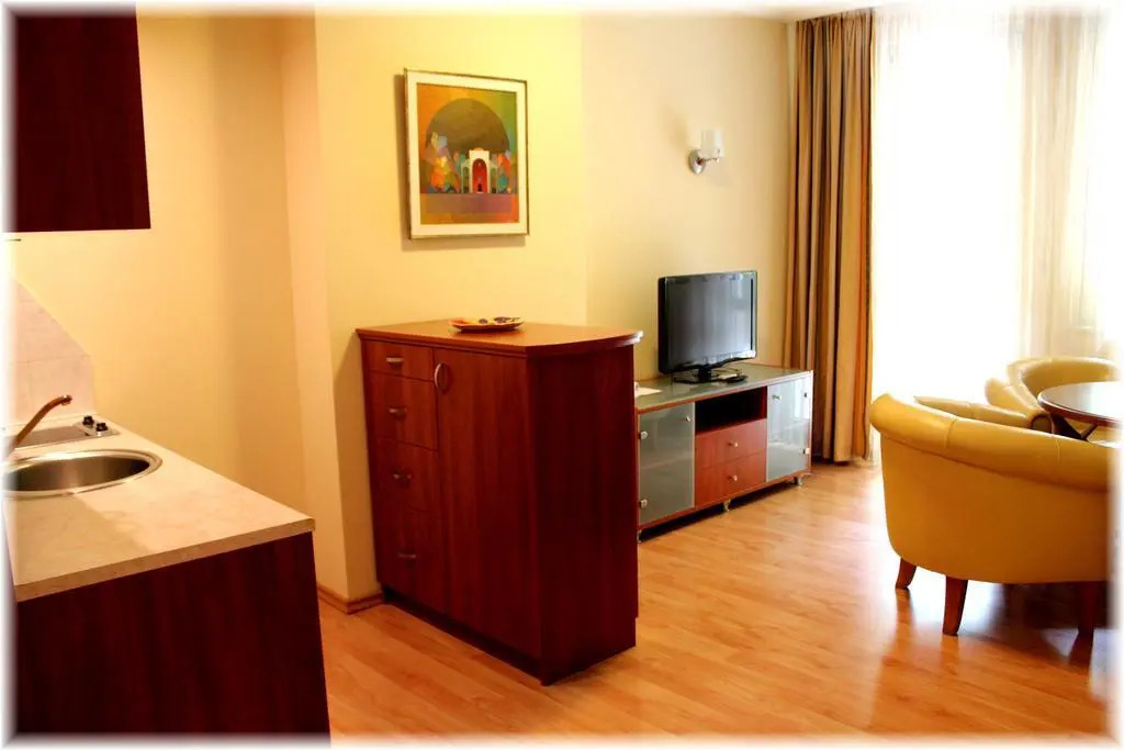 Apartment House Iztok