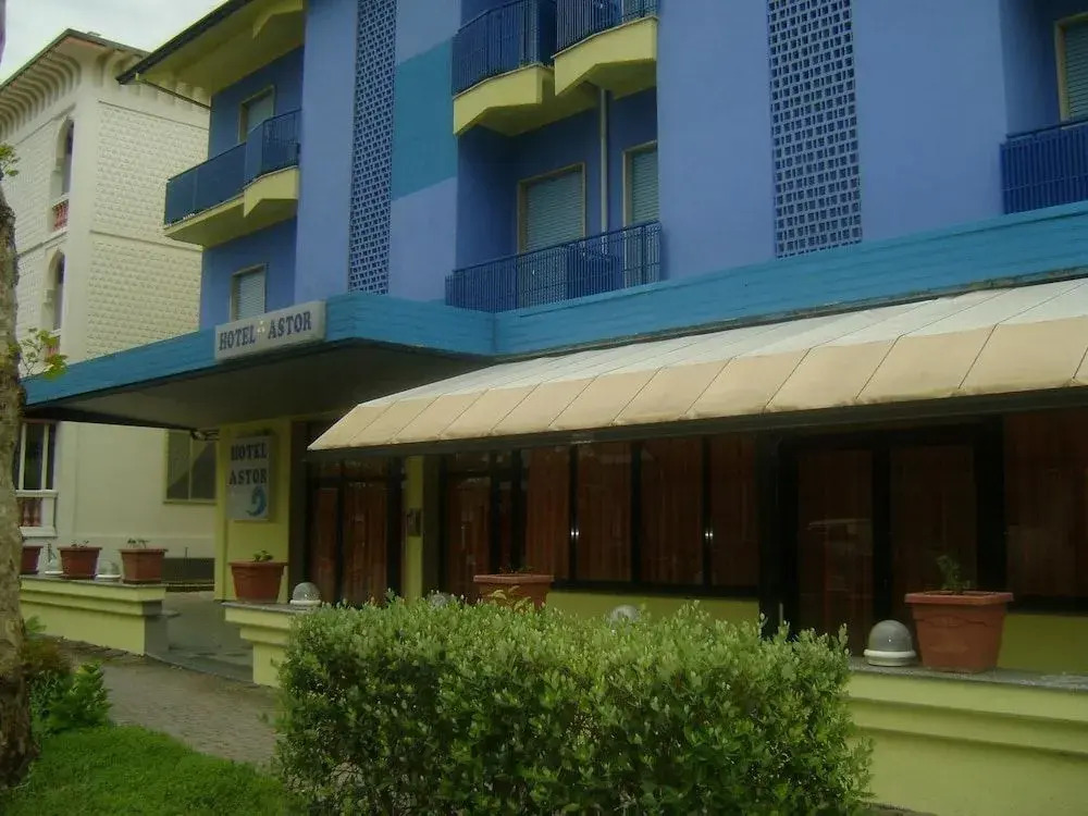 Hotel Astor