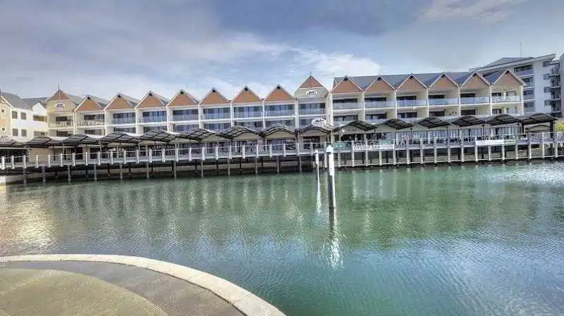 Dolphin Quay Apartments