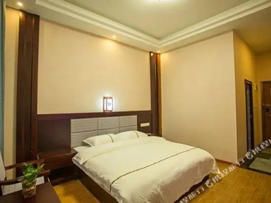 Xishuangbanna Leyuan Express Hotel