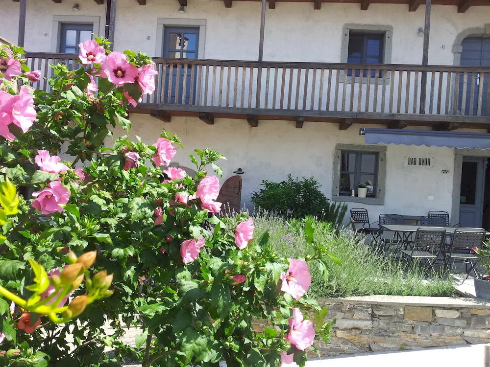 Garni Hotel Dvor