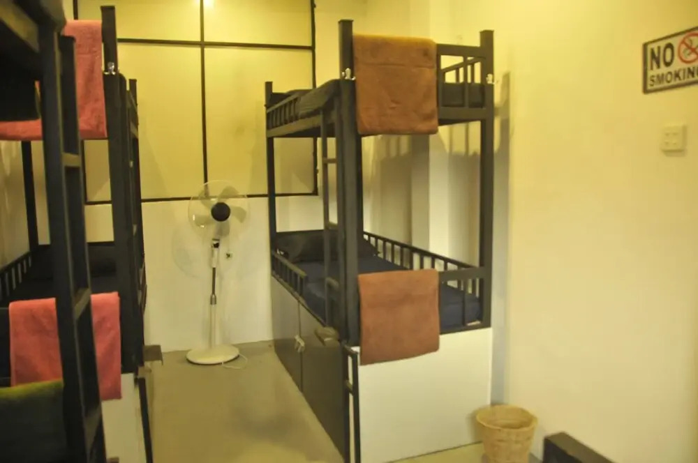 The MIDTOWN Hostel