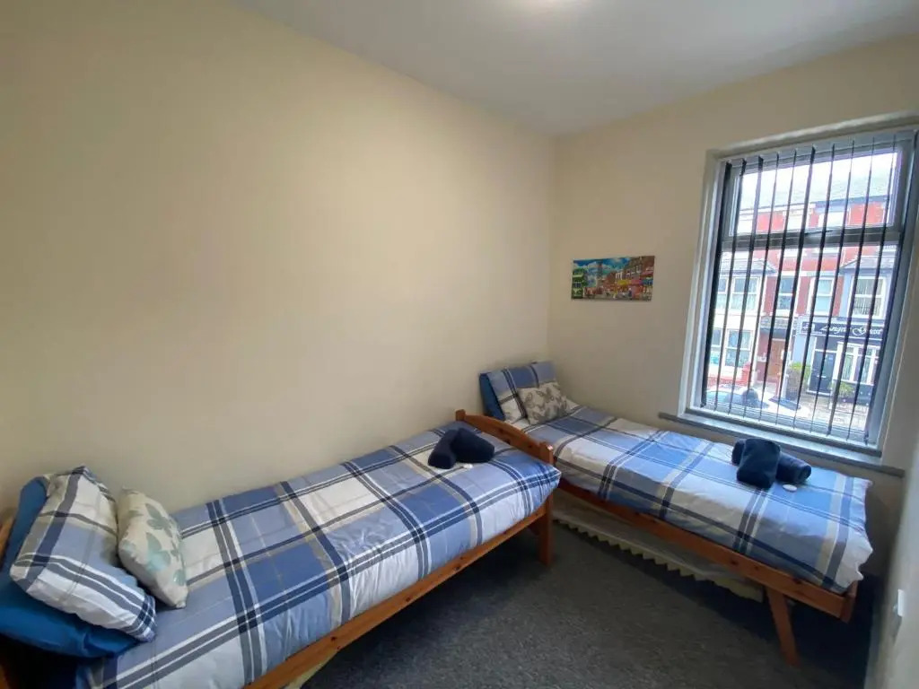 Seaside Suites Superior Family Apartments