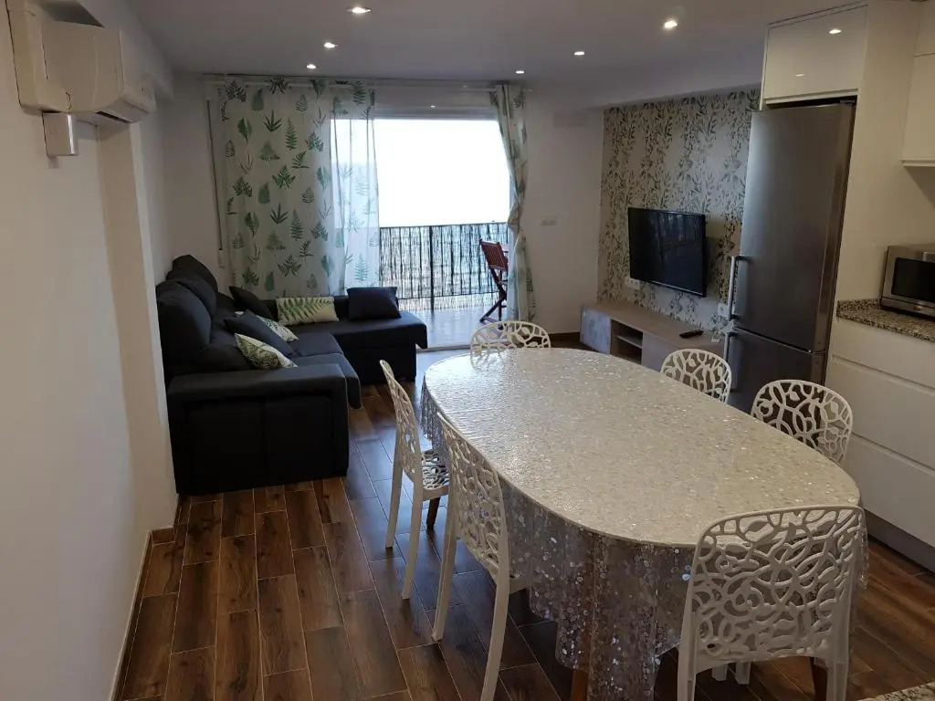 Apartamento de lujo en primera línea de la playa de Cullera con vistas al Castillo