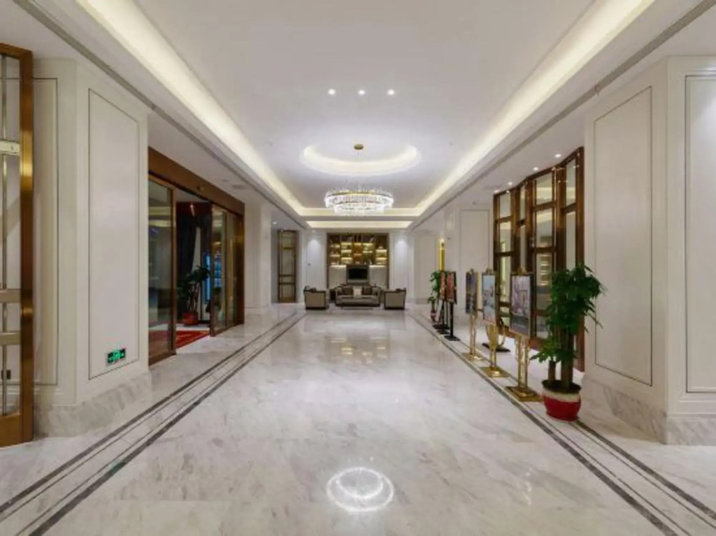 RVienna International Hotel (Fangte store, Wuhu government center)