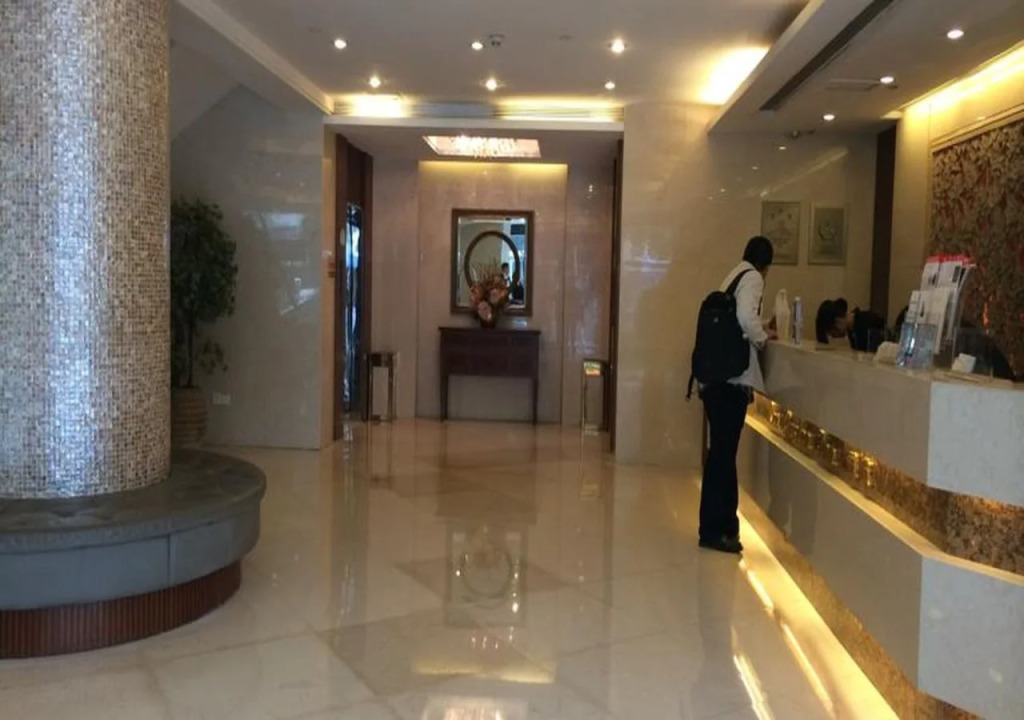 Lee Garden Inn