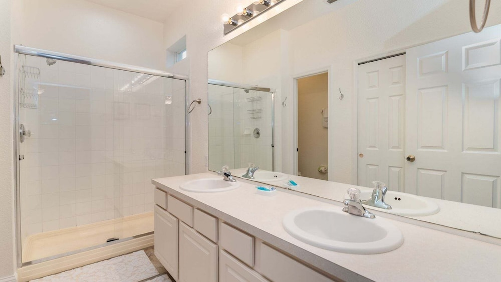 Windsor Hills Resort 5 Bedroom Home With Game Room 0851
