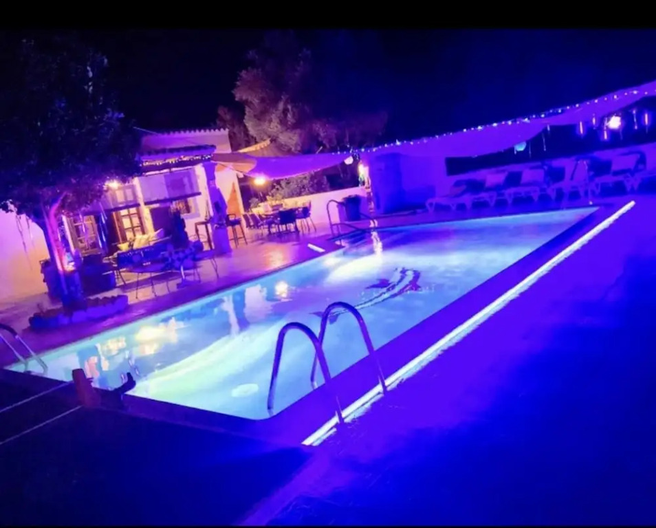 Villa with 5 Bedrooms in Ibiza, Santa Eulària Des Riu, with Wonderful Mountain View, Private Pool, Enclosed Garden - 4 Km From the Beach