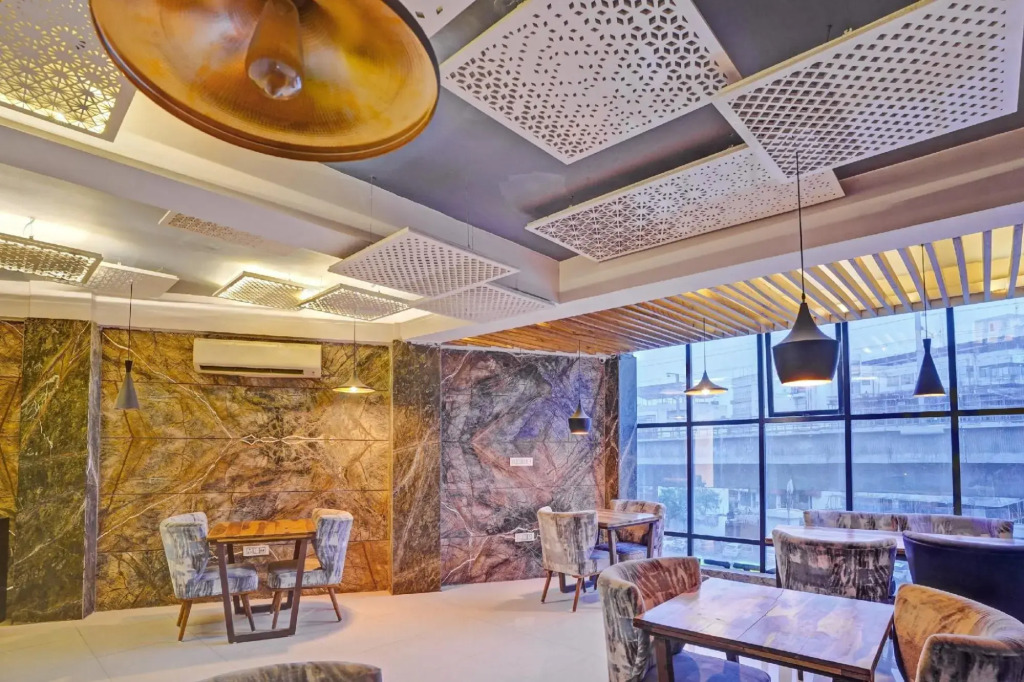 OYO Townhouse 1044 Hotel Tovo
