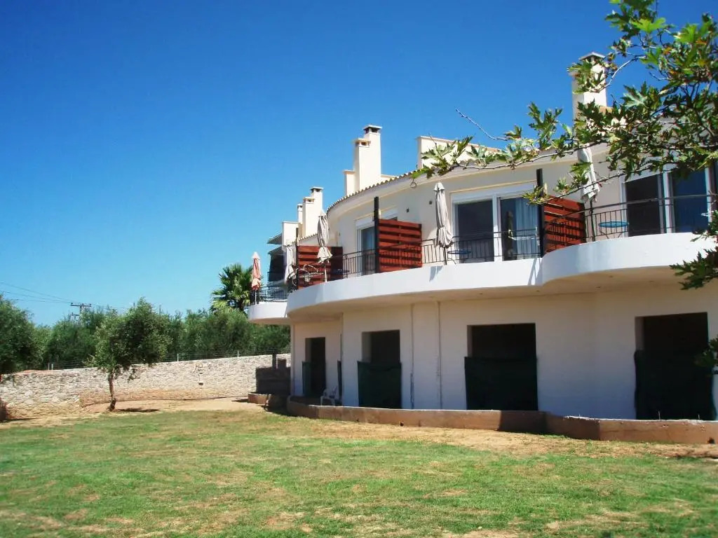Elea Apartments