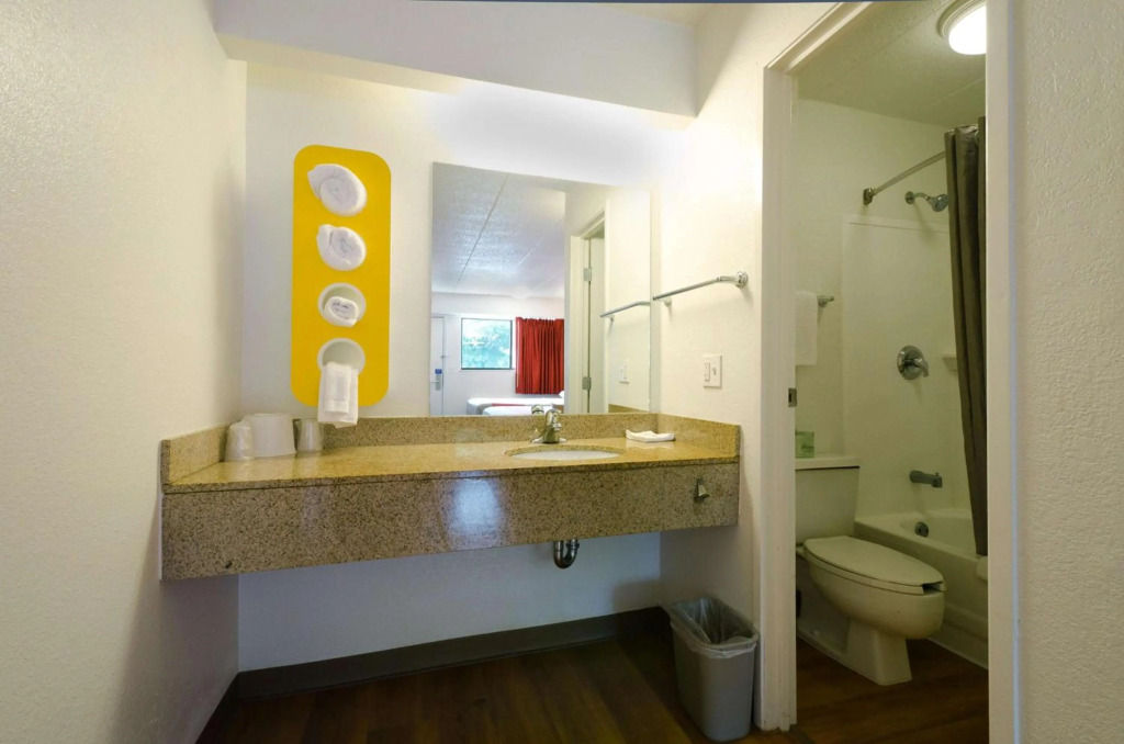 Motel 6-Gaithersburg, DC - Washington