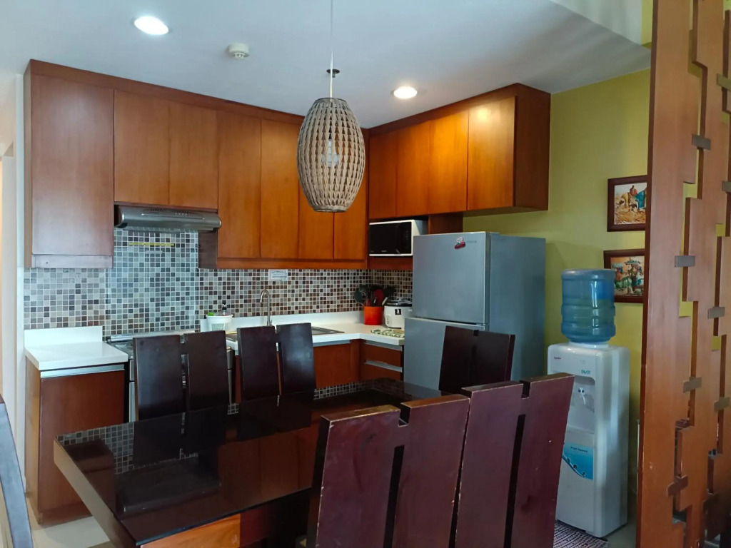 Miranda 514B by Raquel's Place at Pico de Loro