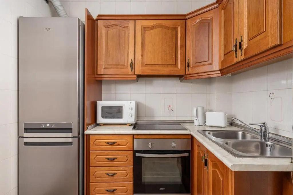Central gem in Los Boliches SOHO with wifi and tv ref77