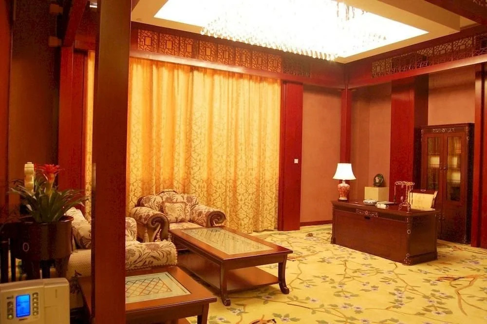Liuhu Hotel (Hot Spring Garden Hotel)