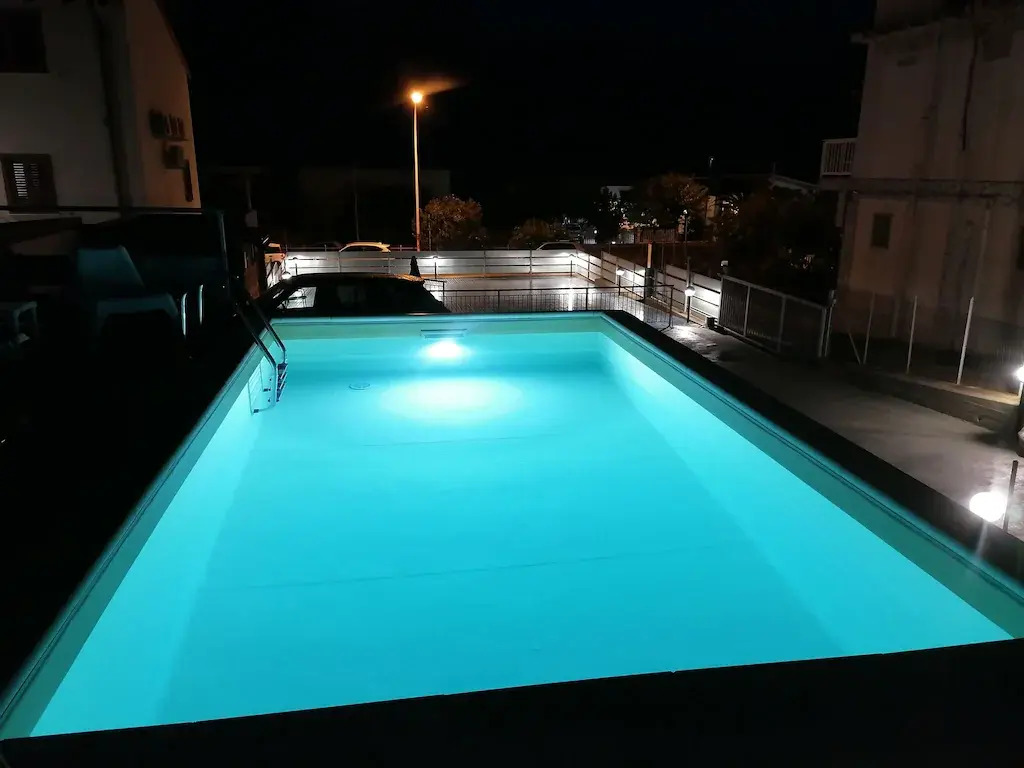 Seafront Apartment in Villa with Swimming Pool and Parking