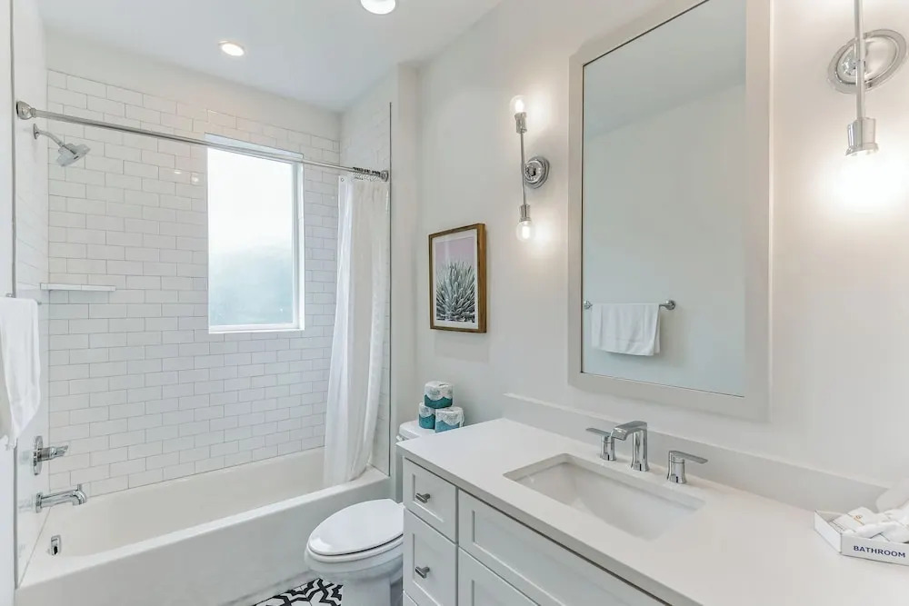 Nashville Modern Gem