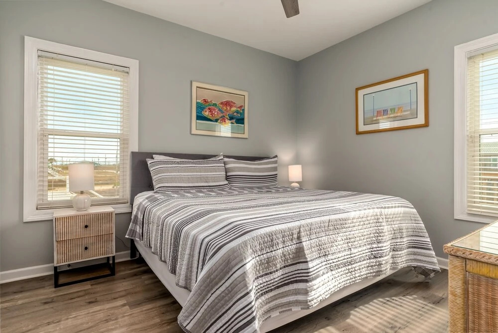 Casa Nova - 2602 Bridgeview 3 Bedroom Home by RedAwning
