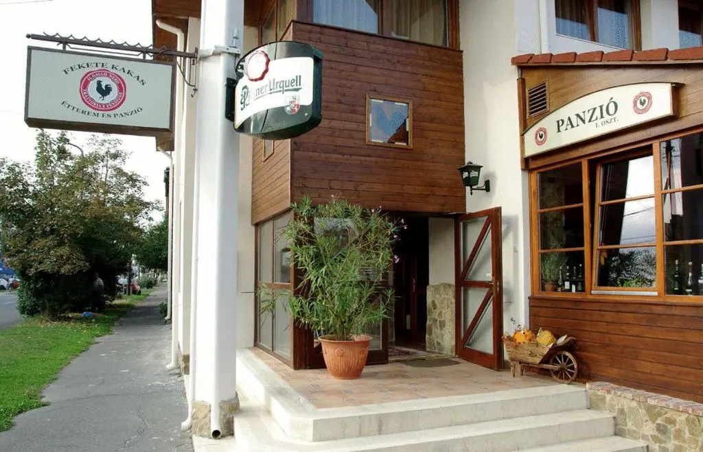 Il Gallo Nero - Fekete Kakas Étterem és Panzió