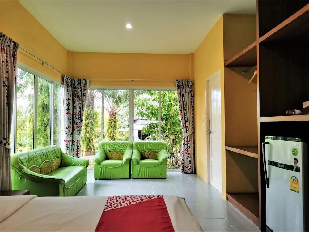 OYO 573 Proundpat Resort