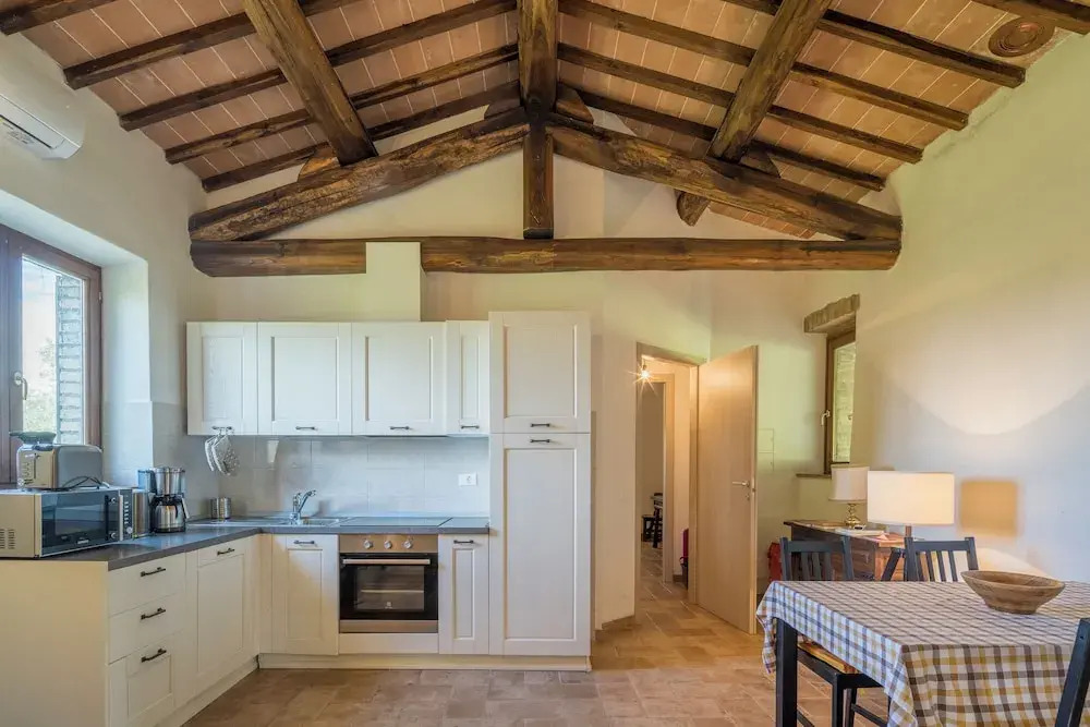 Cottage Monti Pet Friendly Shared Pool