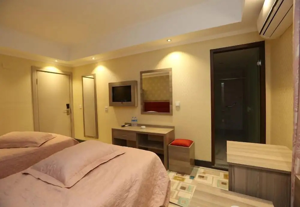Mora Hotel
