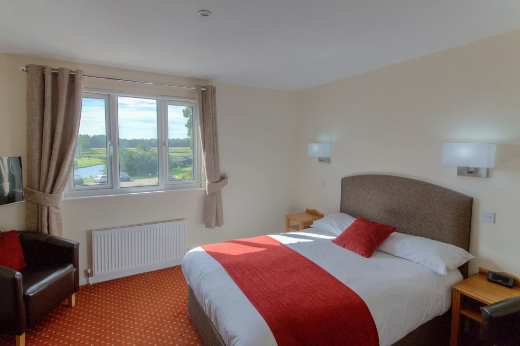 Wayford Bridge Inn Hotel