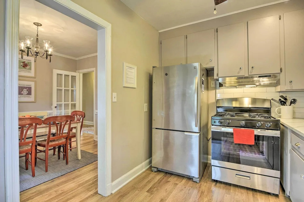 Bright Home w/ Yard in Historic Fuquay-varina!