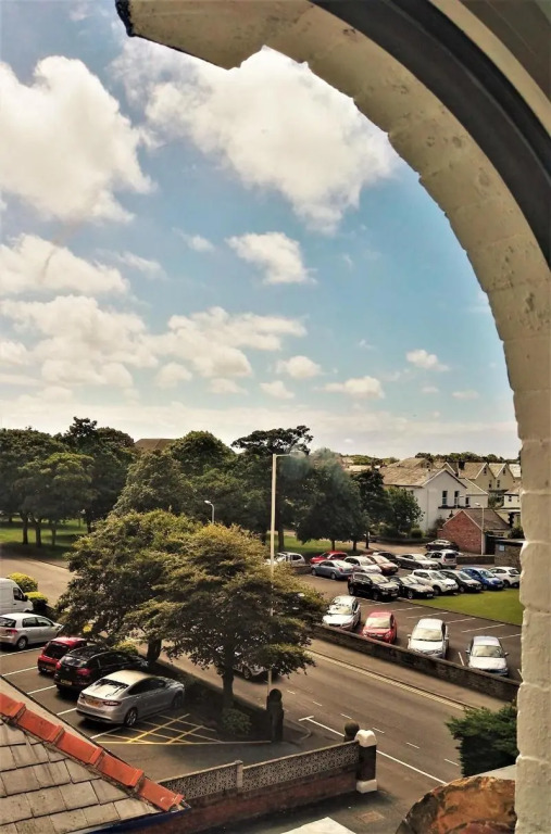 Dukes Folly Hotel