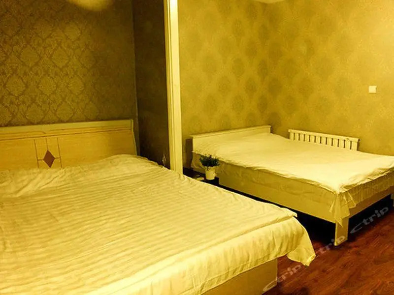 Dalian Qianhuicheng Apartment