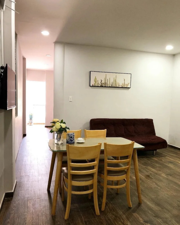 Street View Hotel & Apartment