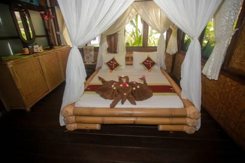 Balangan Sea View Bungalow
