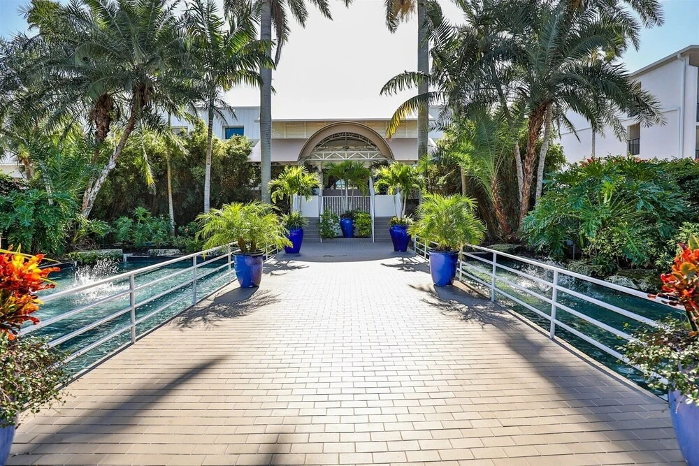 Sundial I201 - Enjoy A Gulf View From This On Sanibel! 1 Bedroom Condo