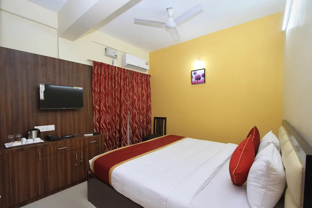 OYO 9439 Umerkot Inn
