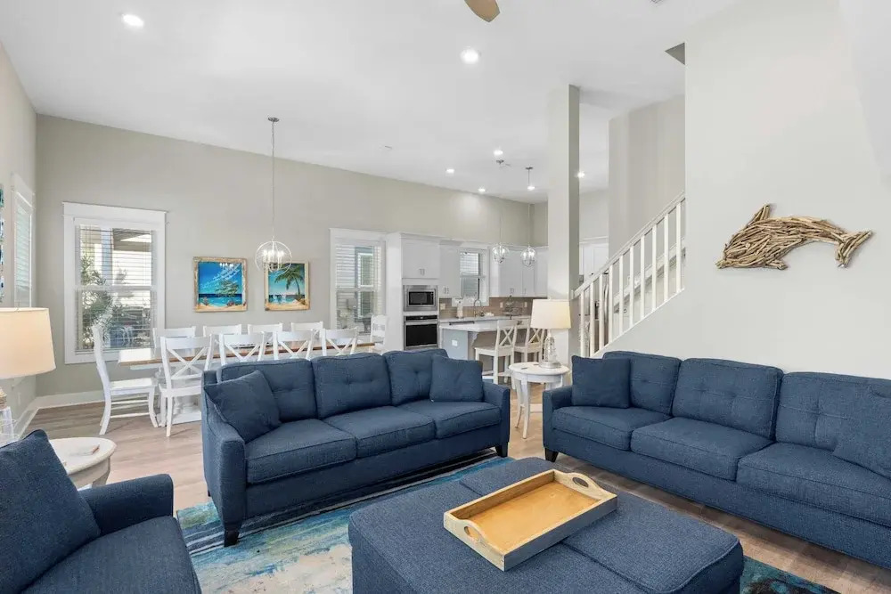 Mins to Beach Access + Pet-friendly + Golf Cart 30A White Sands by Avantstay