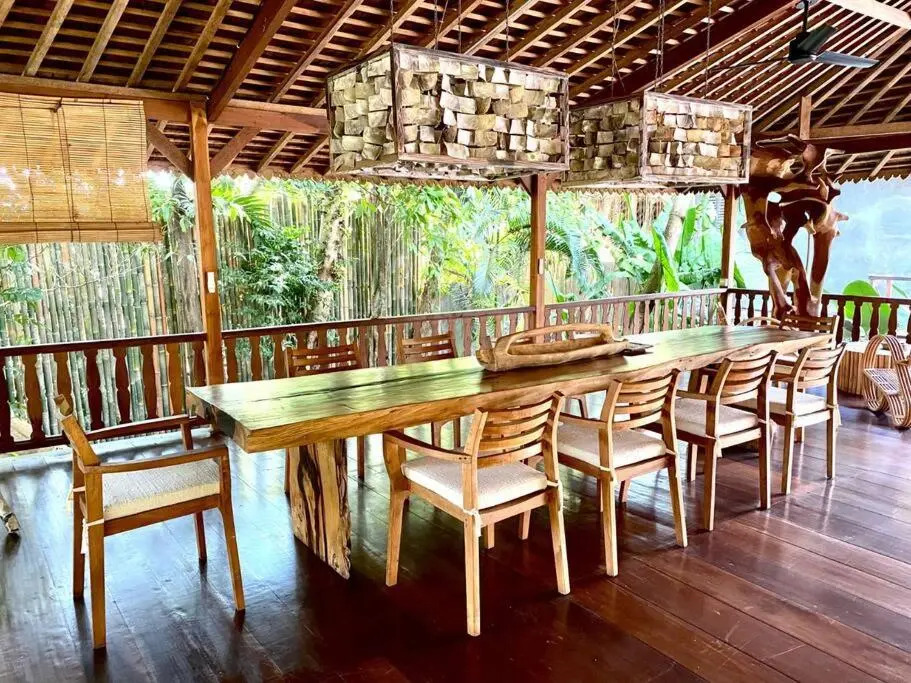 Luxury 5 Bedrooms Villa with Private Pool - Canggu