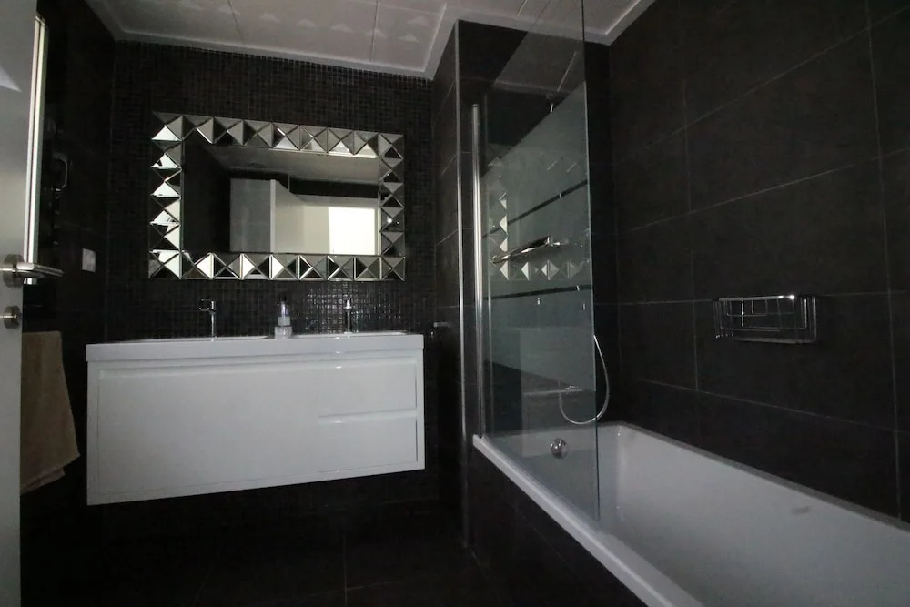 Villa con piscina Activa28