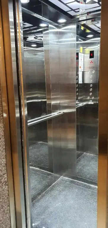 Van Nhi Hotel