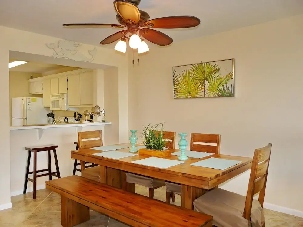Condo With Pool, View of Clam Bay and Walk to Beach